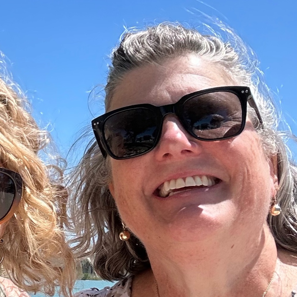 Meet your Posher, Deb